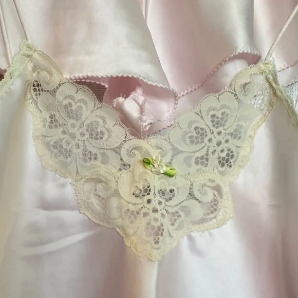 Vintage Honors Intimate Blush Lace PJ Set - M/L - Picture 4 of 9